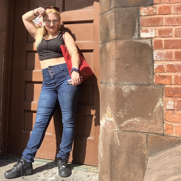 Gucci Red Denim Canvas Tote With Leather Handles & EUC Large - Picture 10 of 10